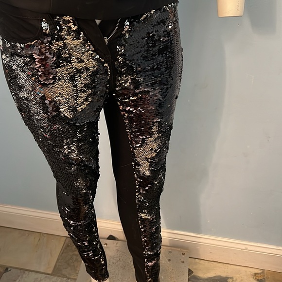 next sequin pants- very Taylor Swift- size 4 (USA)- never worn- black & silver - Picture 6 of 13